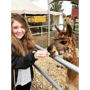 Meet your Posher, Emily